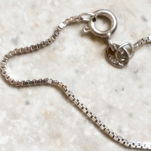 Beautiful silver 1.25mm 18” chain! - Picture 3 of 5